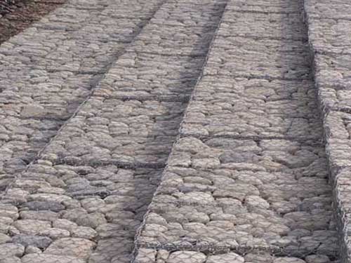 A close up picture of Gabion Mats.