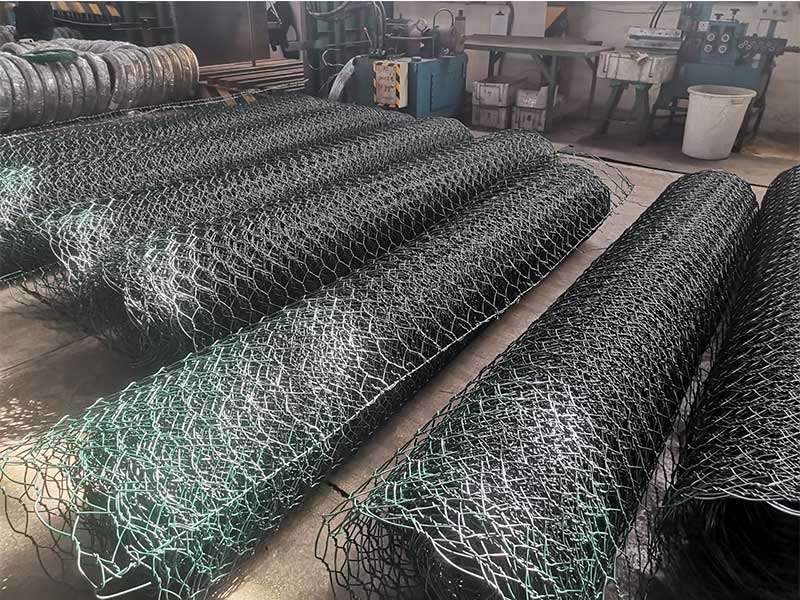 pvc woven gabion rolls.