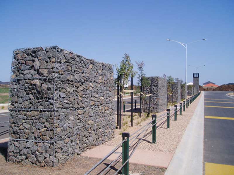 woven gabion wall